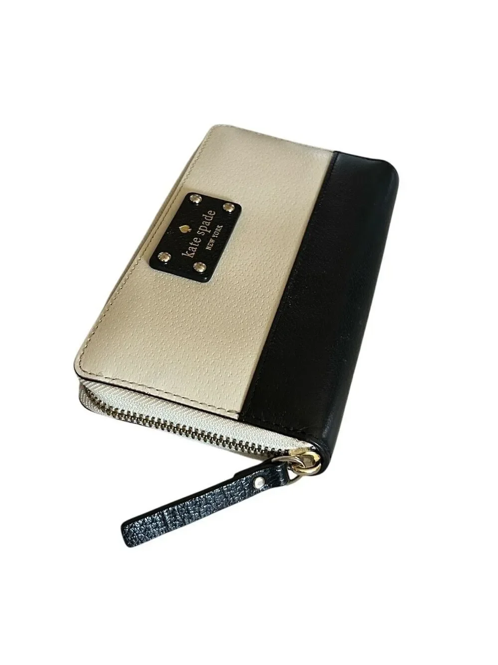 Kate Spade Neda Grand Street Cream and Black Pebbled Leather Zip Around Wallet